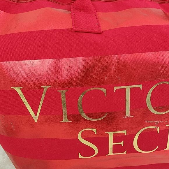 NWT Victoria's Secret Red Striped Signature Canvas Tote Bag Top 25" x 14" Bottom - Picture 4 of 6